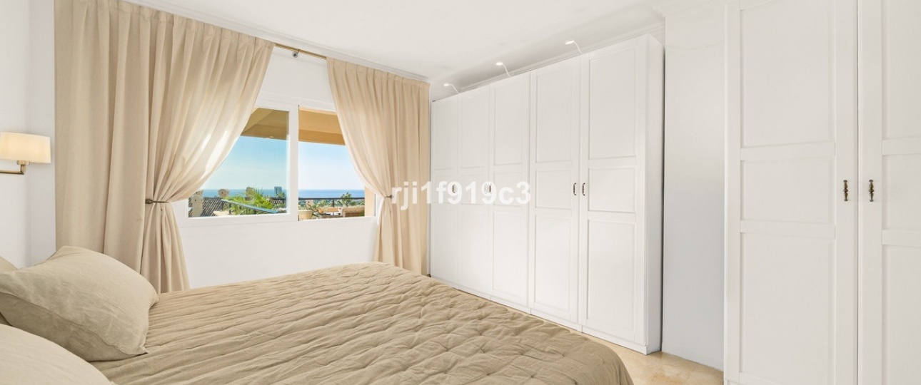 Wiederverkauf - apartment - Marbella - Elviria