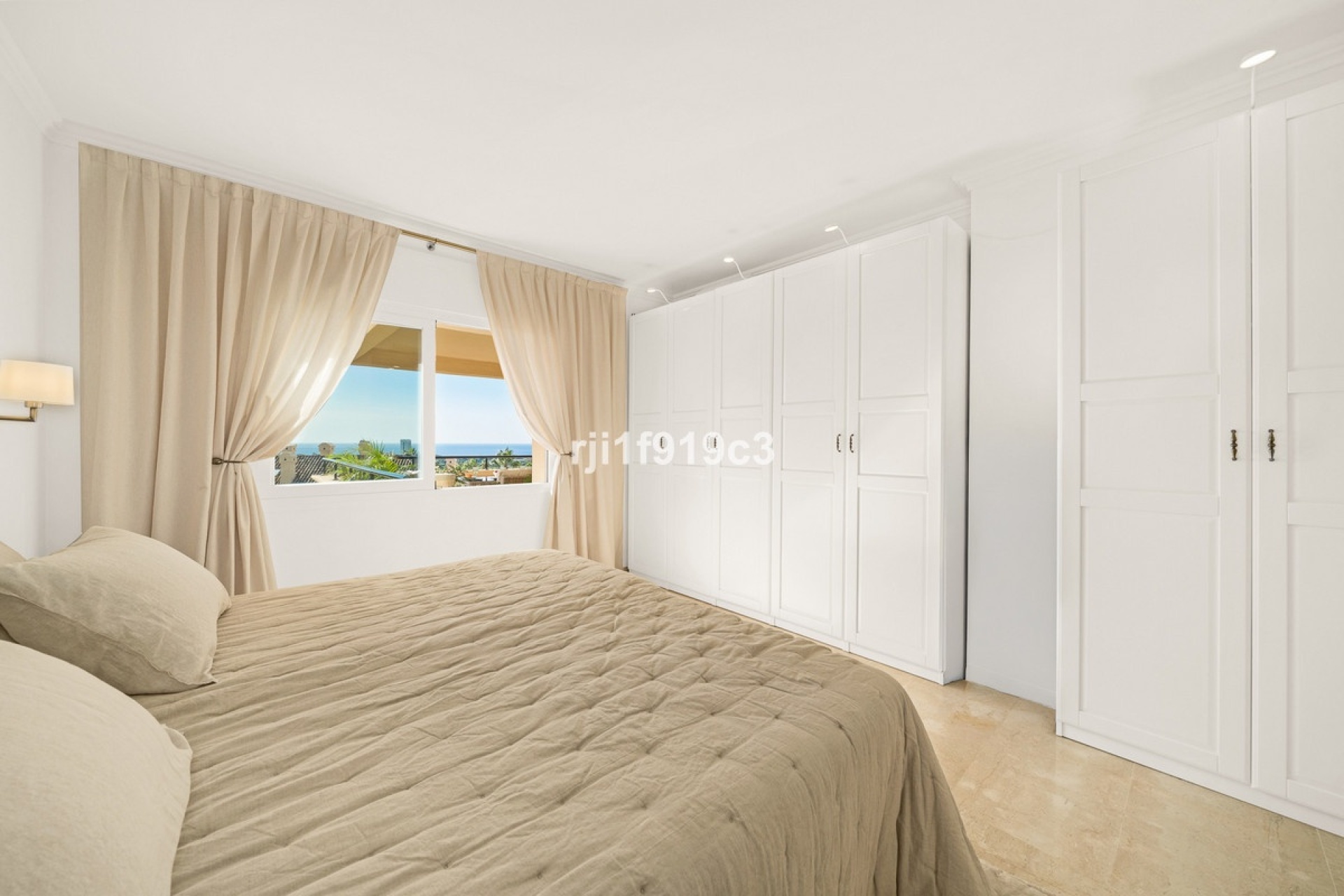 Wiederverkauf - apartment - Marbella - Elviria
