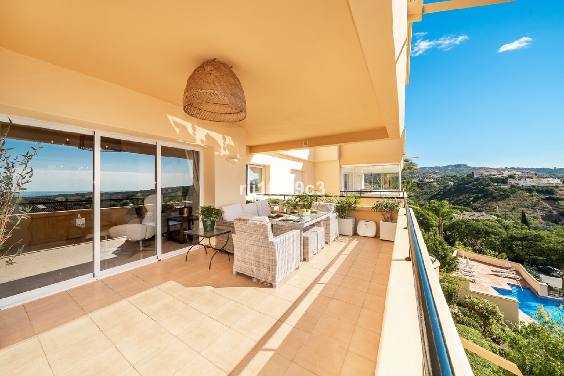 Wiederverkauf - apartment - Marbella - Elviria