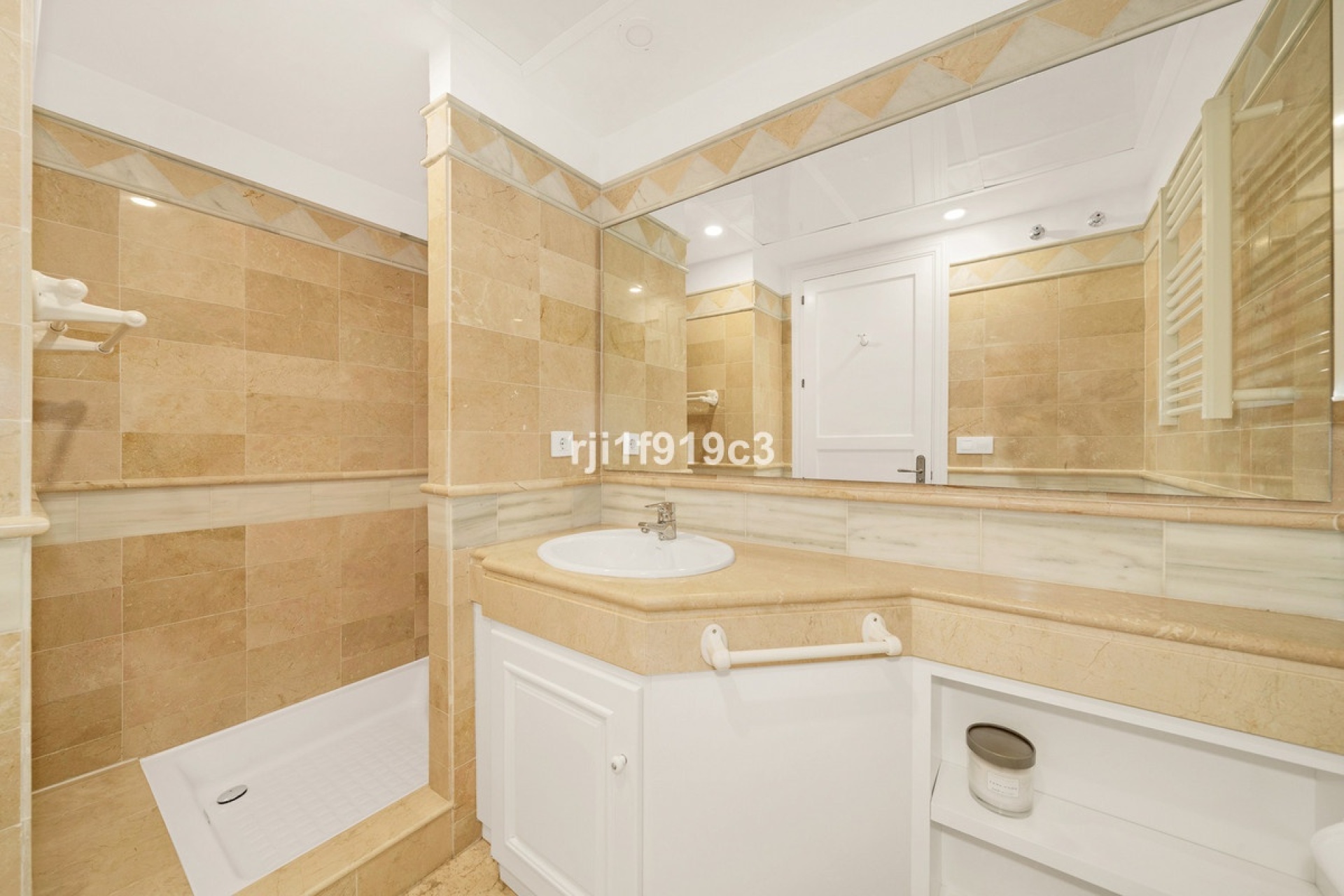 Wiederverkauf - apartment - Marbella - Elviria