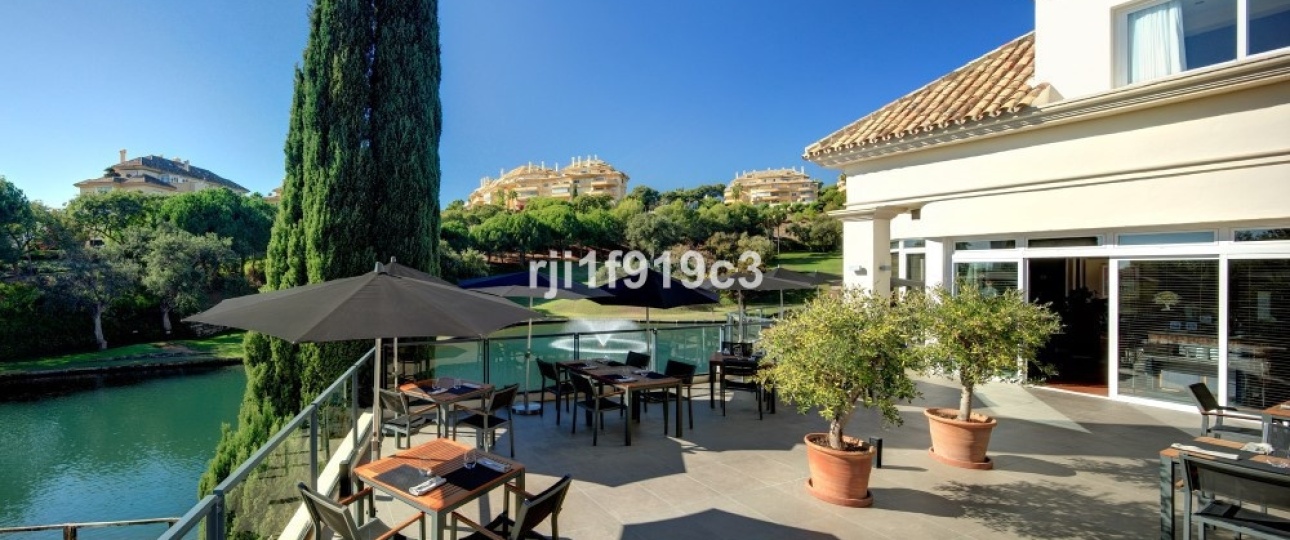Wiederverkauf - apartment - Marbella - Elviria