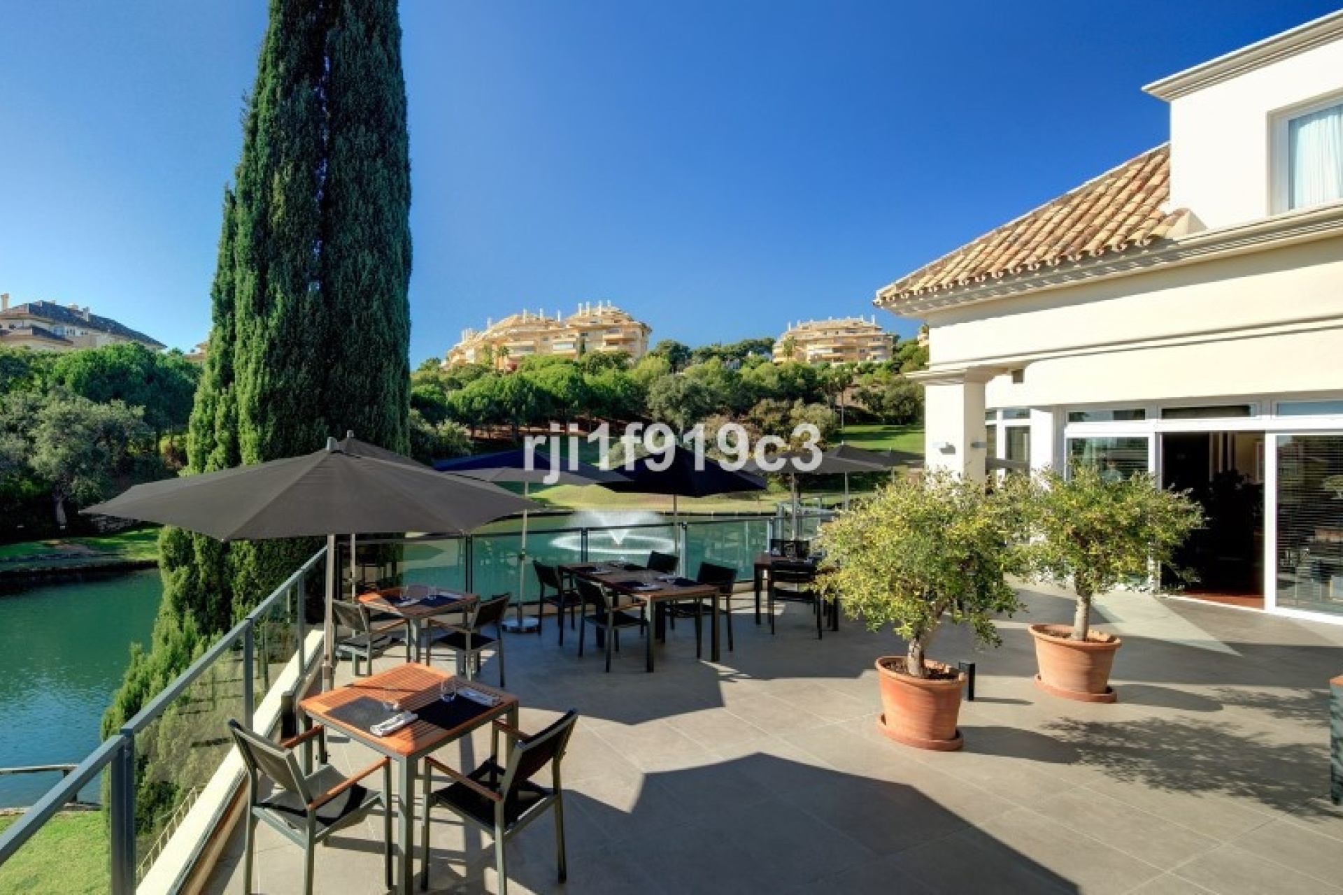 Wiederverkauf - apartment - Marbella - Elviria