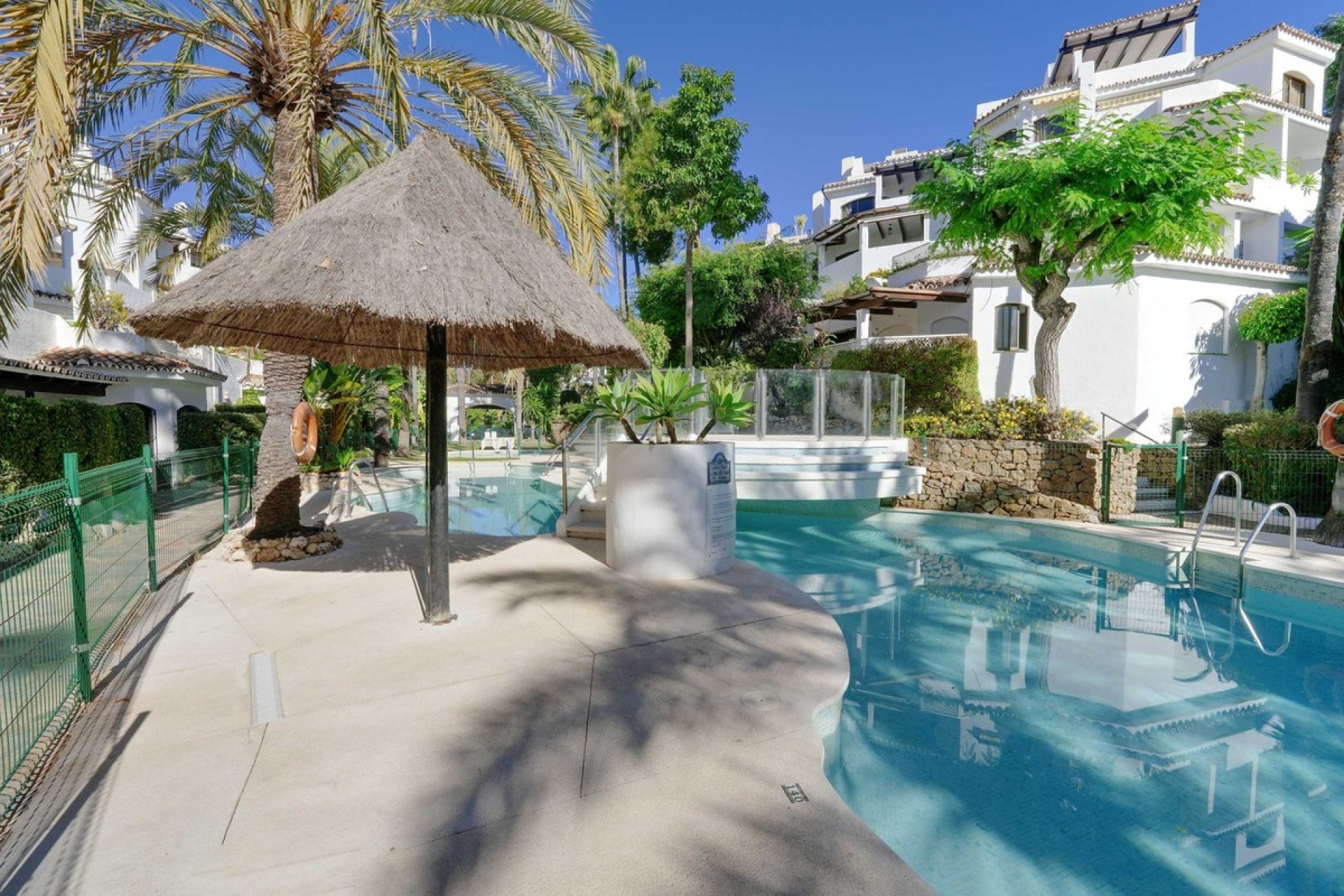 Wiederverkauf - apartment - Marbella - Elviria