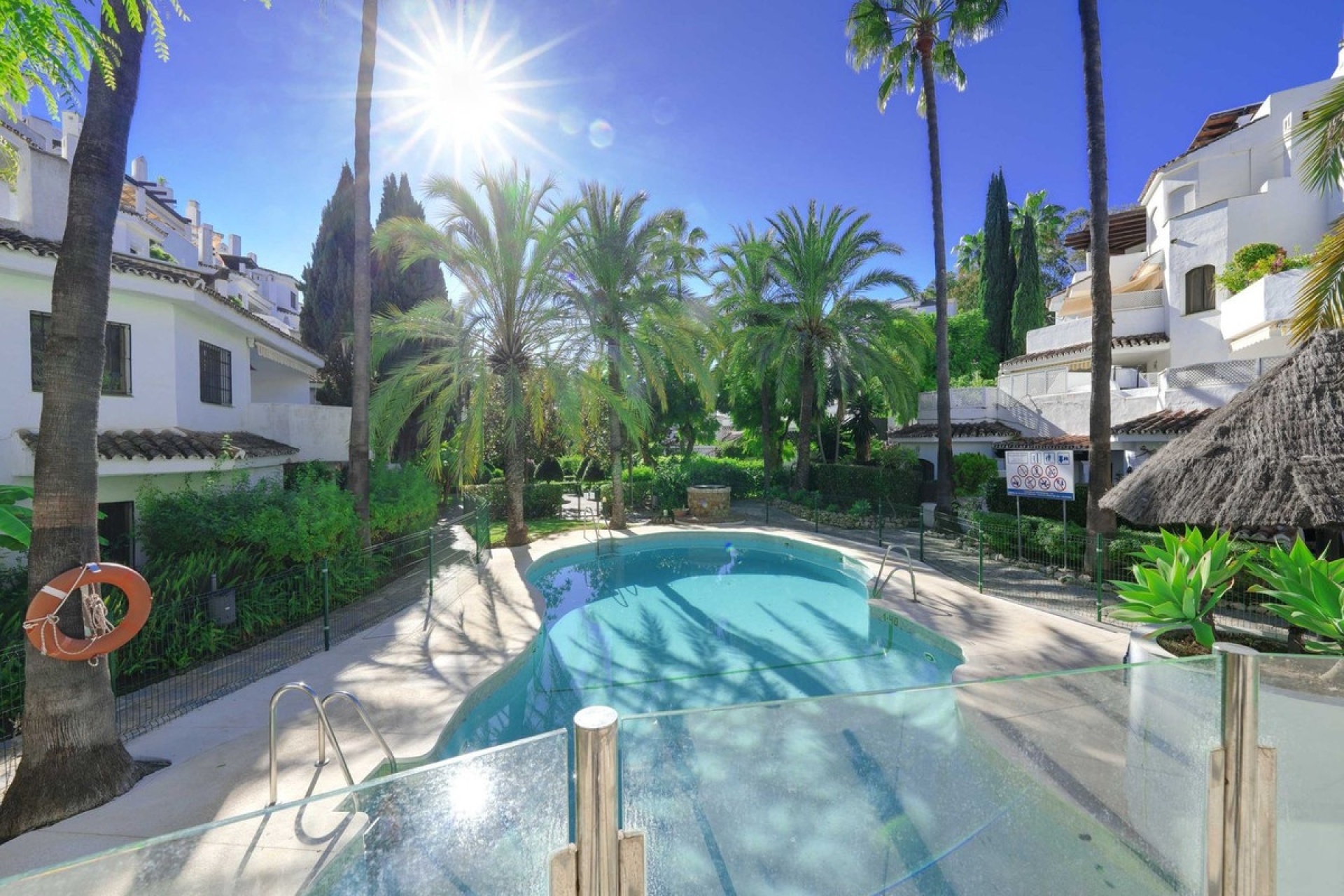 Wiederverkauf - apartment - Marbella - Elviria
