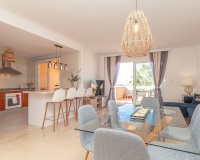 Wiederverkauf - apartment - Marbella - Elviria