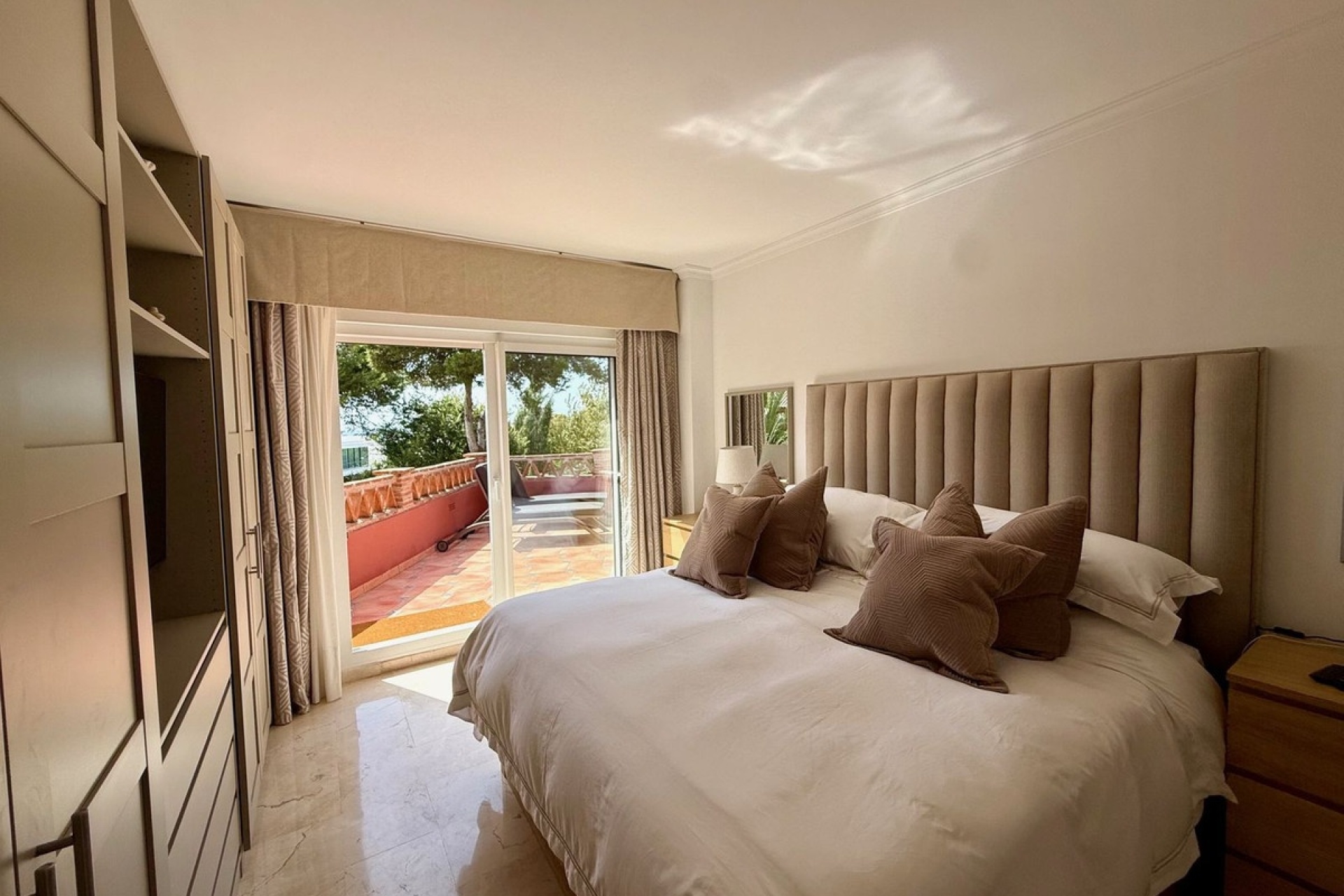 Wiederverkauf - apartment - Marbella - Elviria