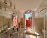 Wiederverkauf - apartment - Marbella - Elviria