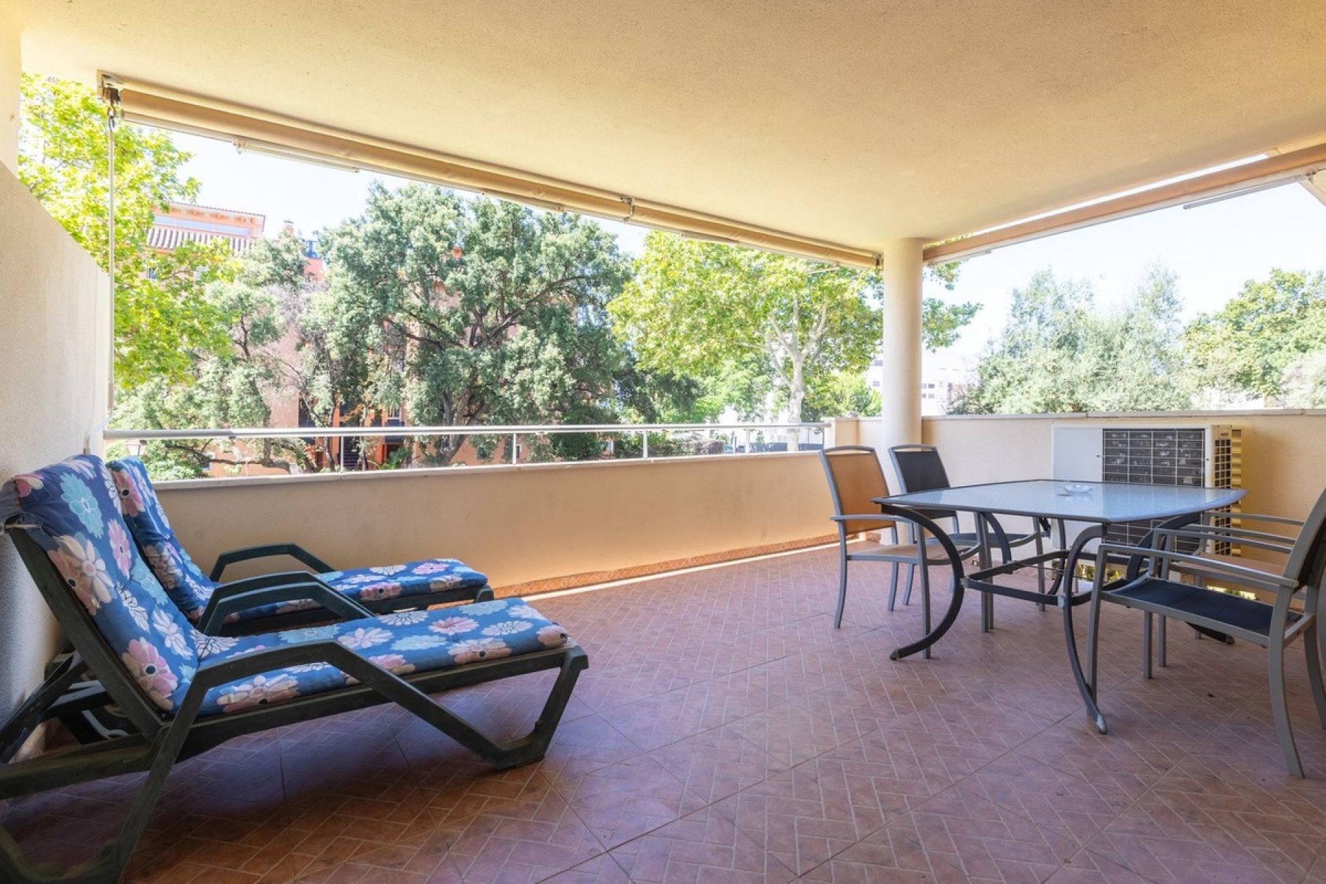 Wiederverkauf - apartment - Marbella - Elviria