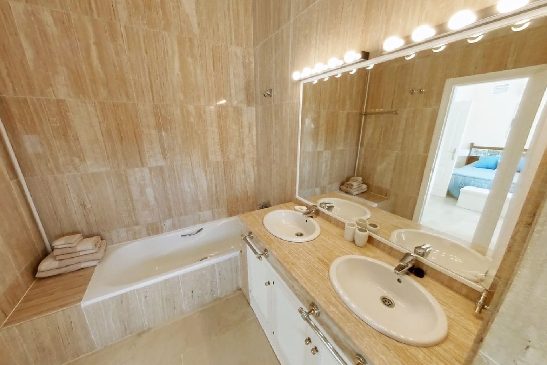 Wiederverkauf - apartment - Marbella - Elviria