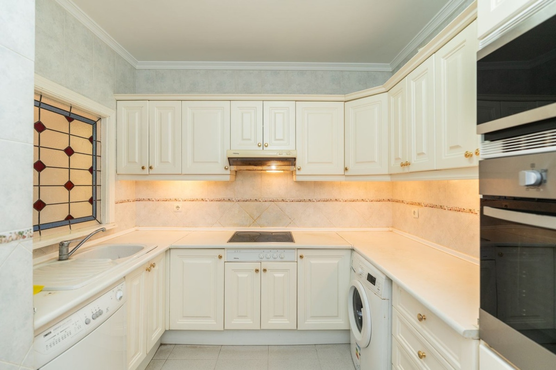 Wiederverkauf - apartment - Marbella - Elviria