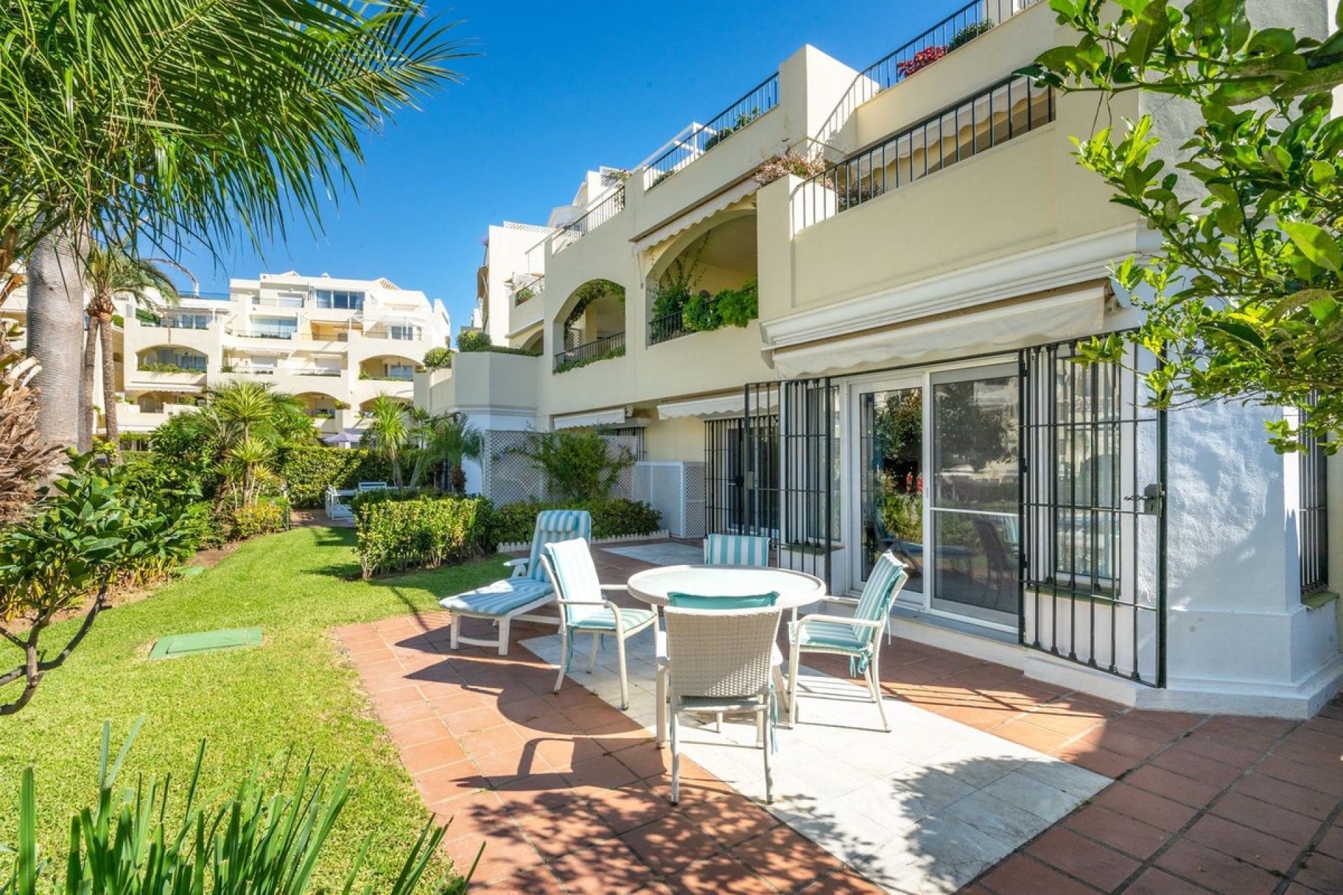 Wiederverkauf - apartment - Marbella - Elviria