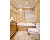 Wiederverkauf - apartment - Marbella - Elviria