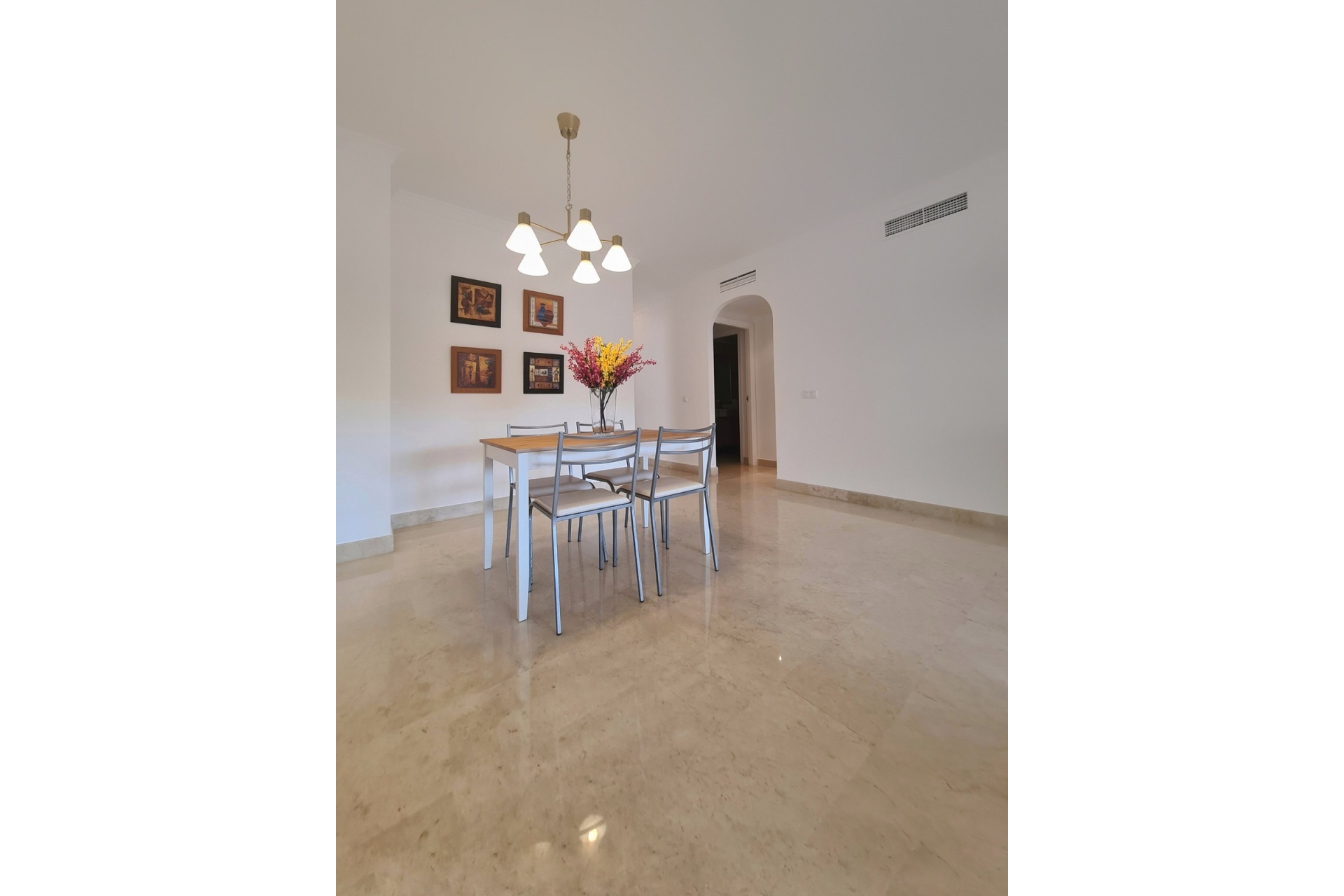 Wiederverkauf - apartment - Marbella - Elviria