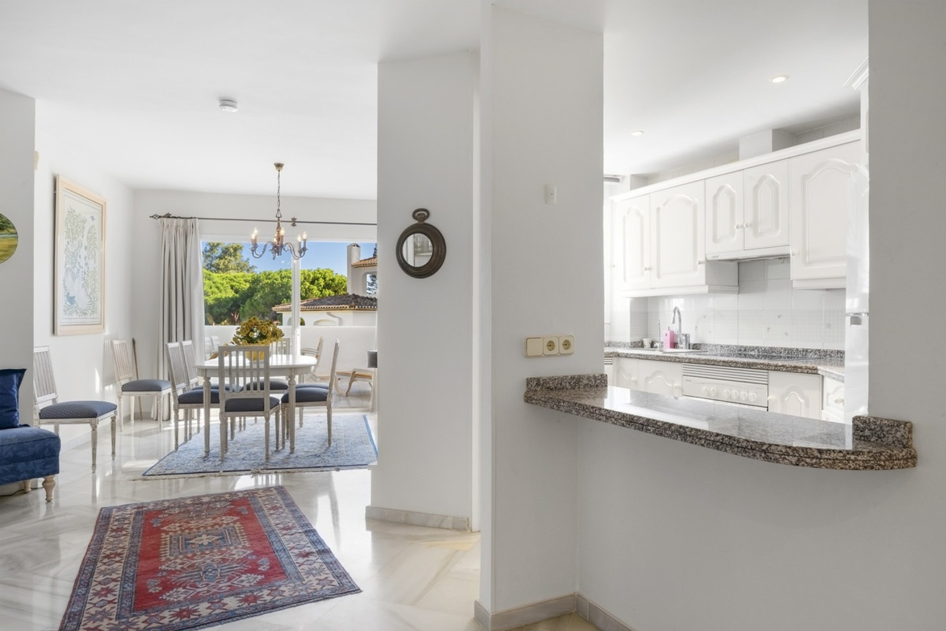 Wiederverkauf - apartment - Marbella - Elviria