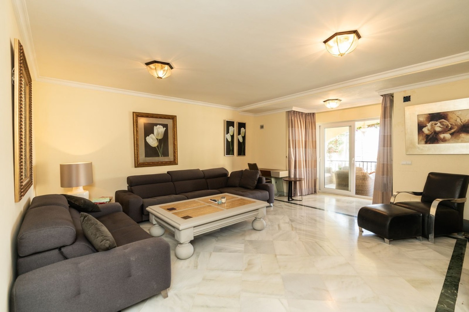 Wiederverkauf - apartment - Marbella - Elviria