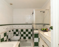Wiederverkauf - apartment - Marbella - Elviria