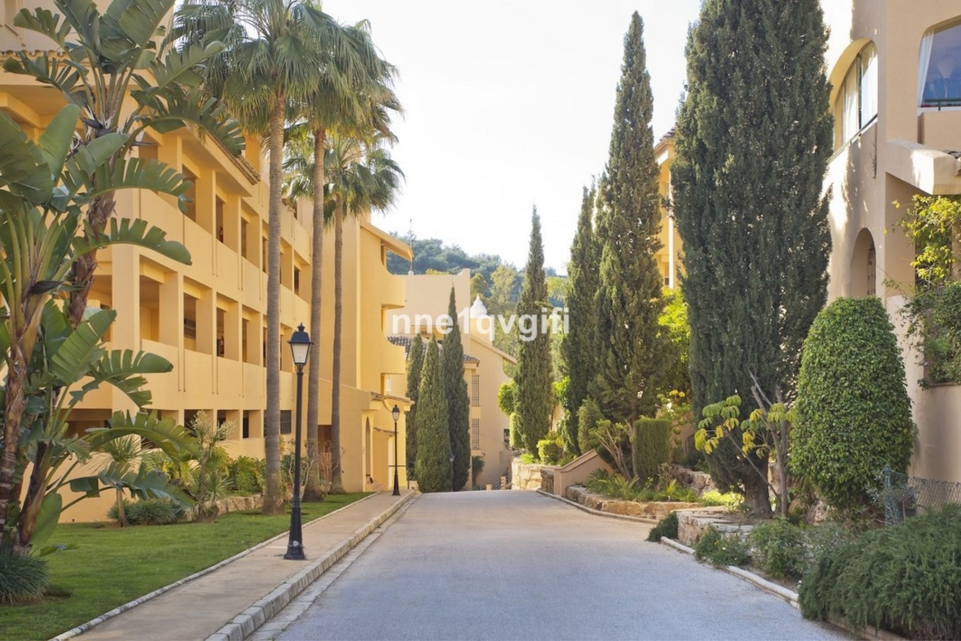 Wiederverkauf - apartment - Marbella - Elviria