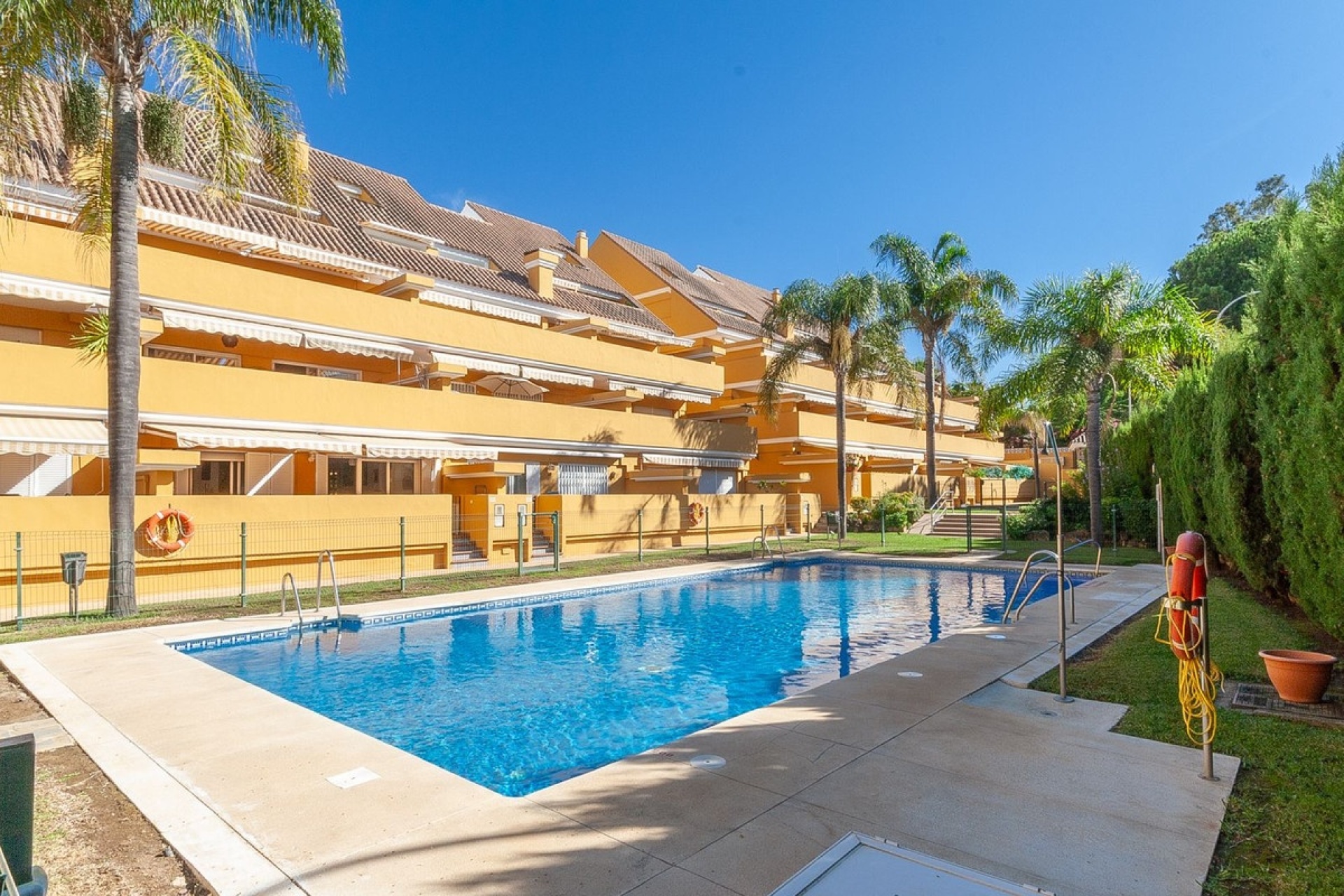 Wiederverkauf - apartment - Marbella - Elviria