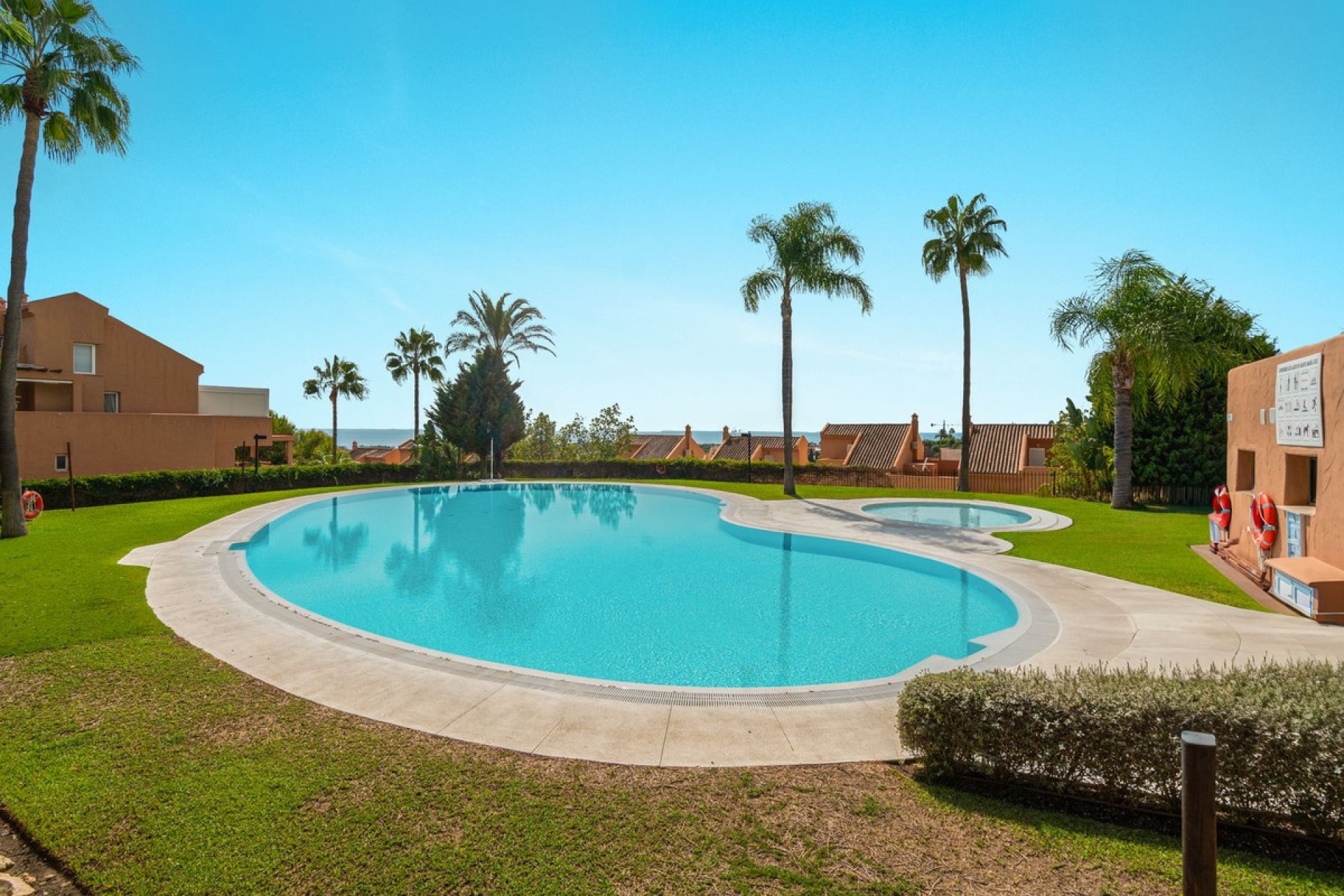 Wiederverkauf - apartment - Marbella - Elviria