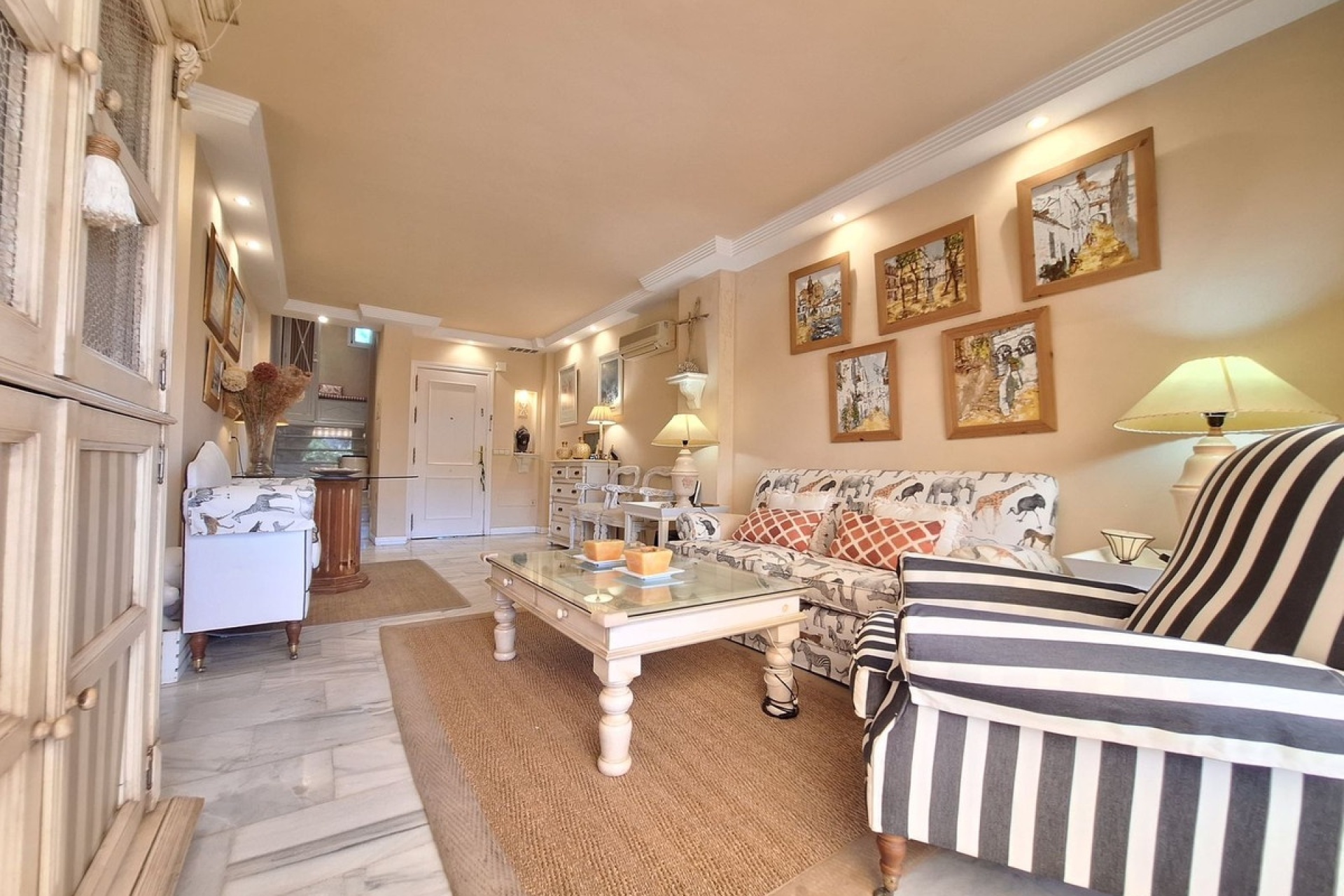 Wiederverkauf - apartment - Marbella - Elviria