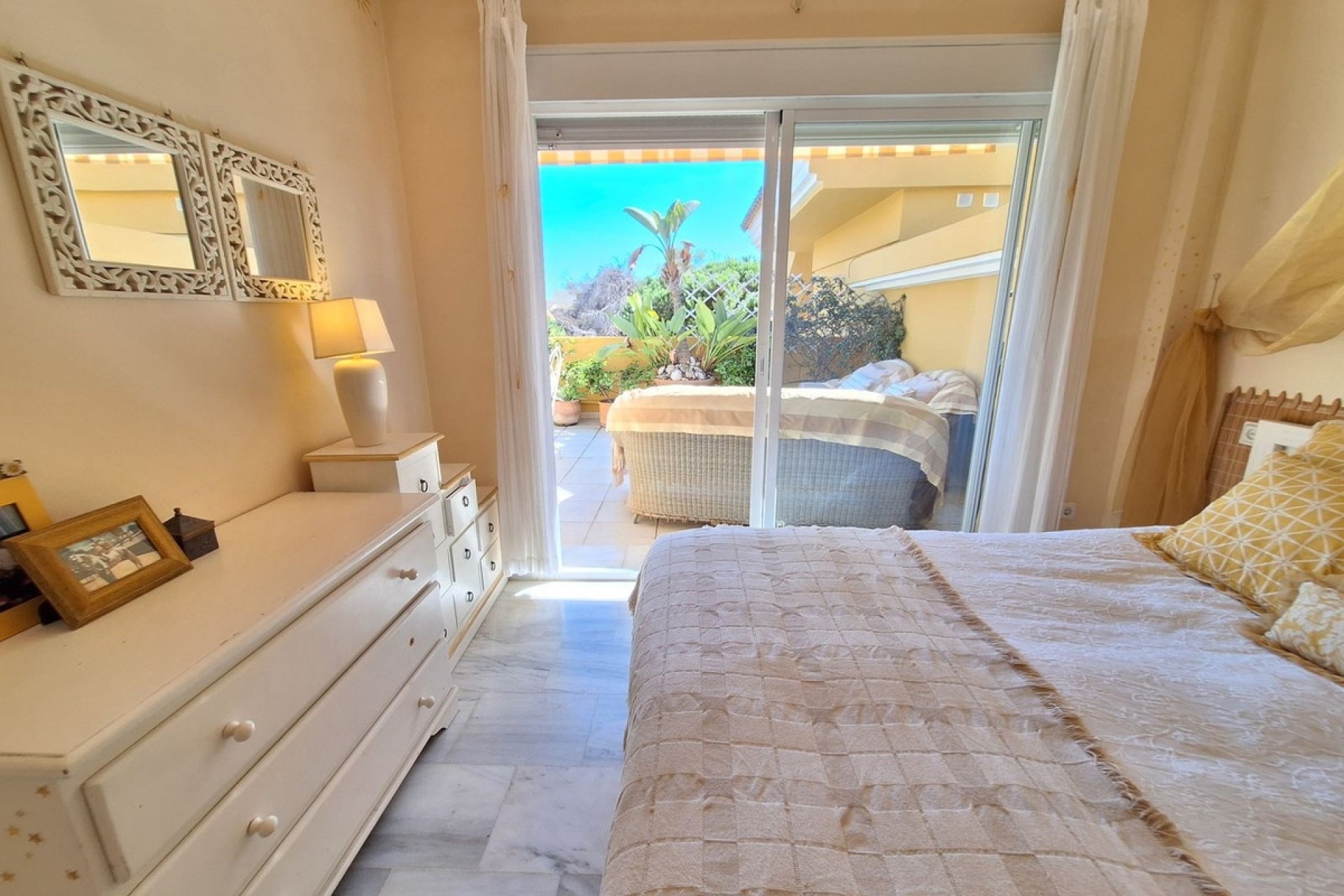 Wiederverkauf - apartment - Marbella - Elviria