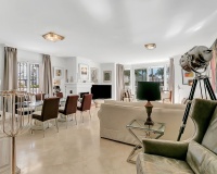 Wiederverkauf - apartment - Marbella - Elviria