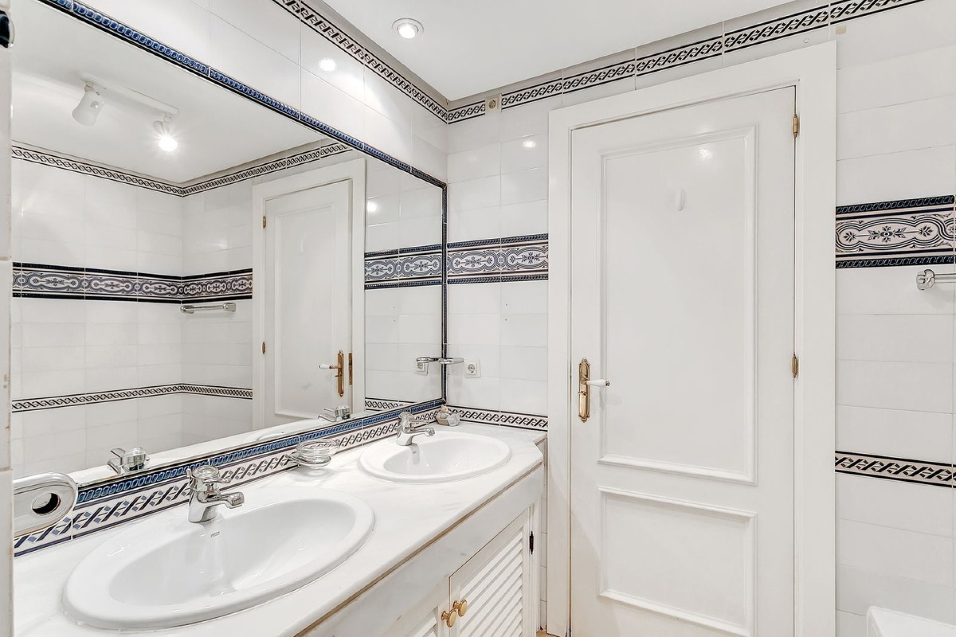 Wiederverkauf - apartment - Marbella - Elviria