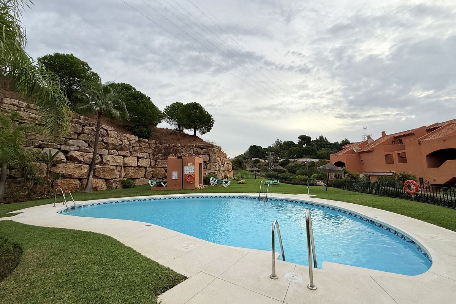 Wiederverkauf - apartment - Marbella - Elviria