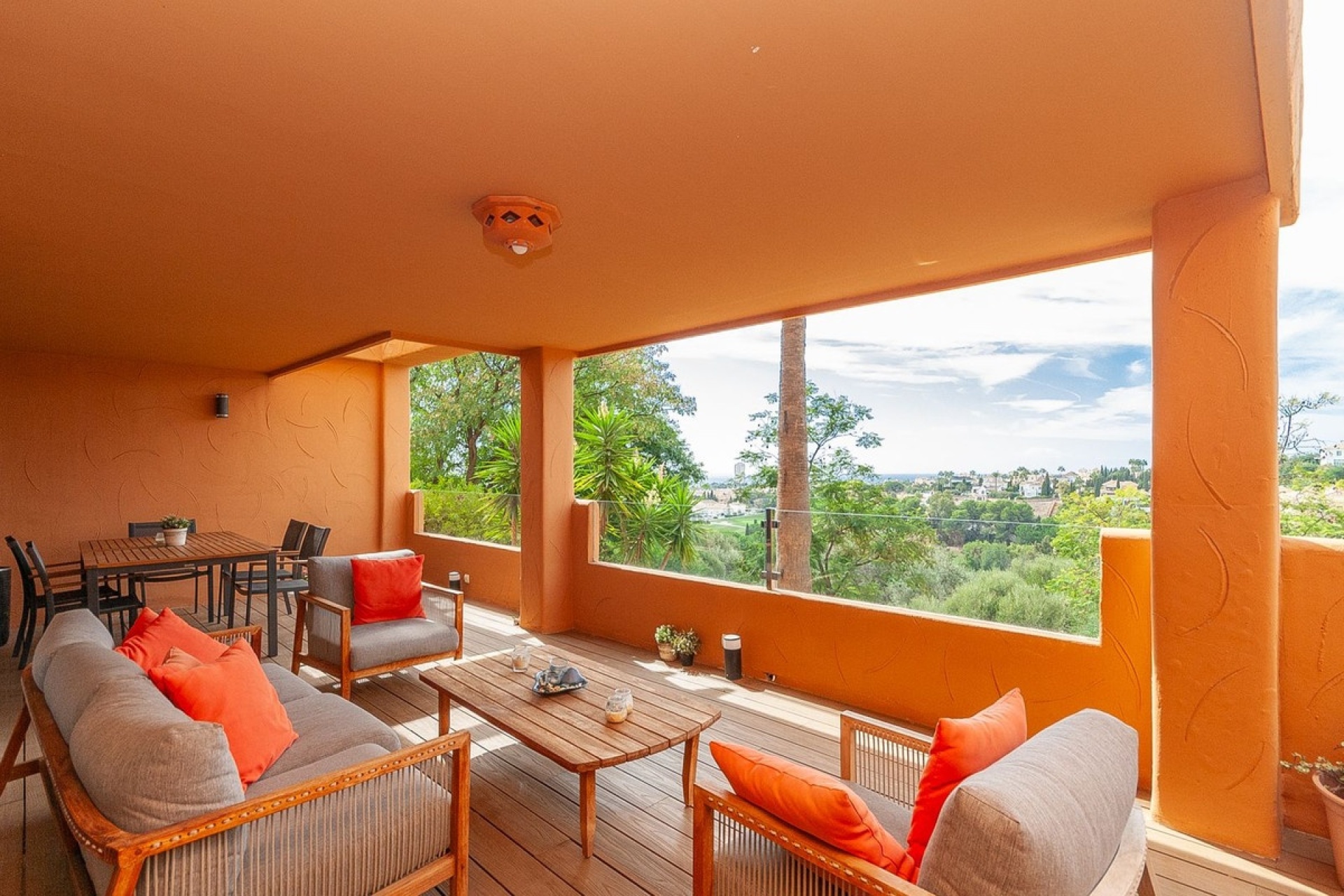 Wiederverkauf - apartment - Marbella - Elviria