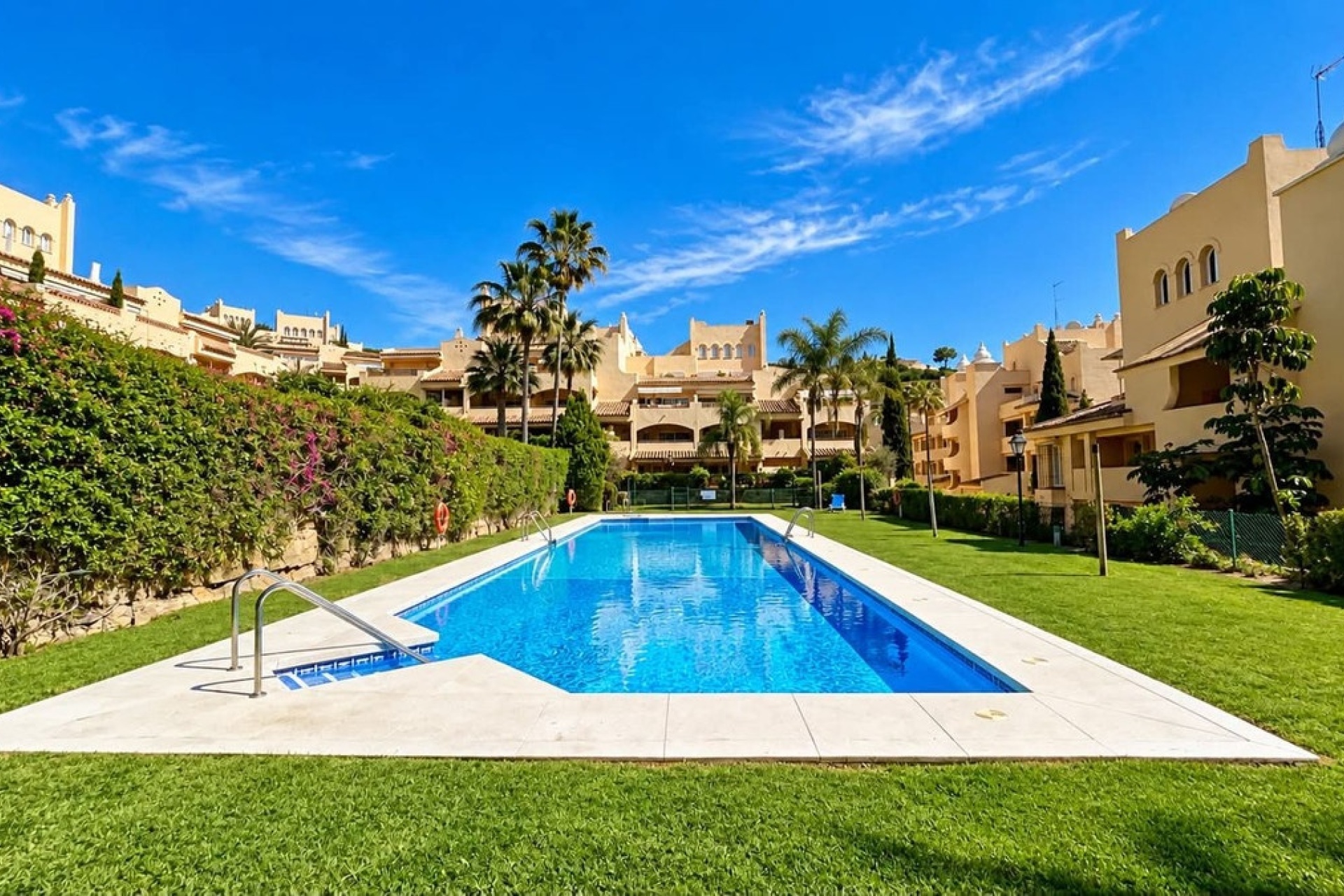 Wiederverkauf - apartment - Marbella - Elviria