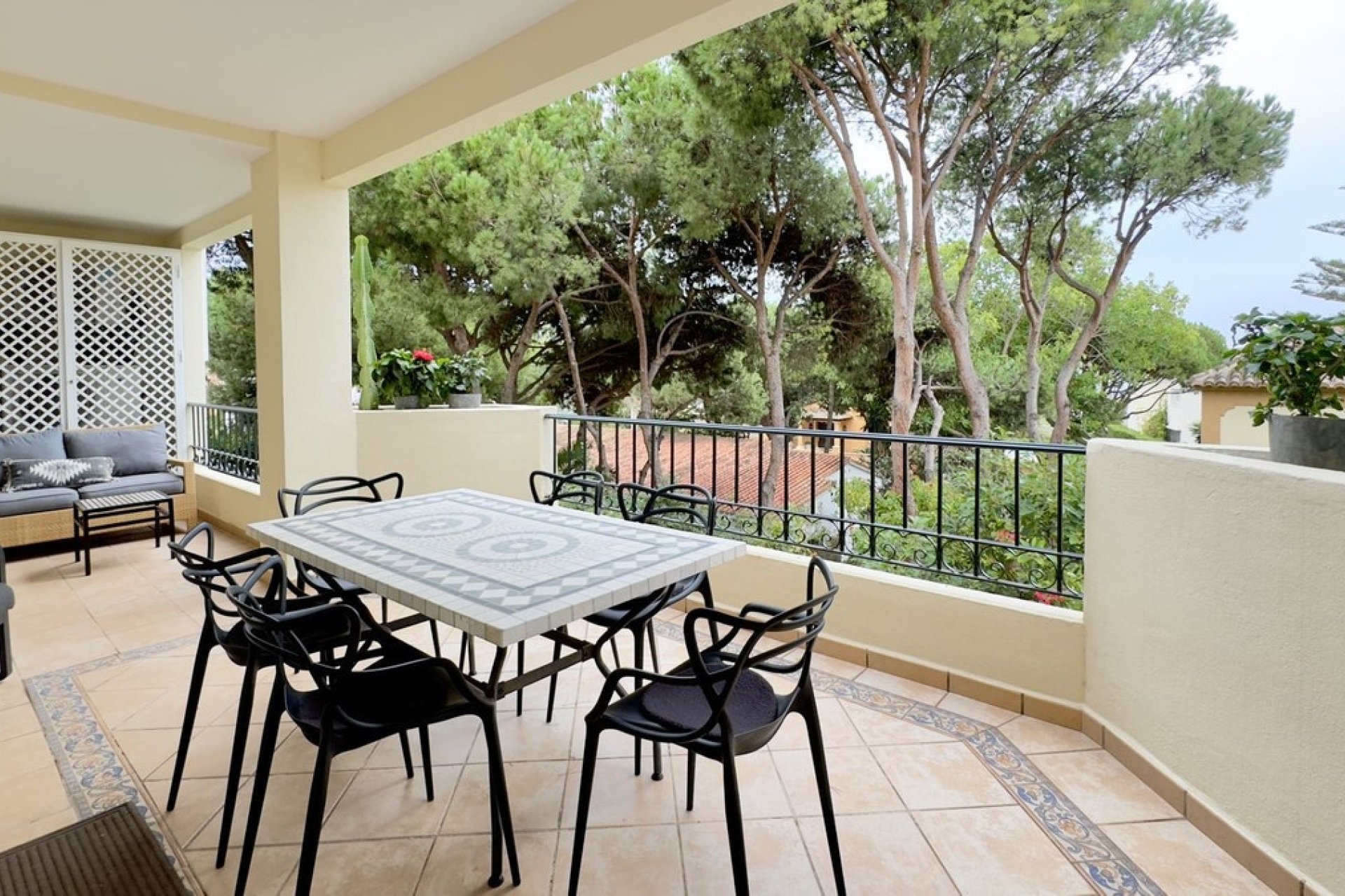 Wiederverkauf - apartment - Marbella - Elviria