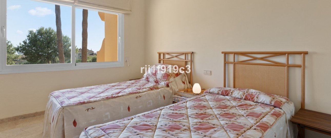 Wiederverkauf - apartment - Marbella - Elviria
