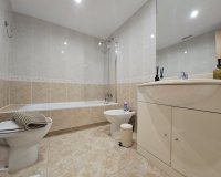 Wiederverkauf - apartment - Marbella - Guadalmina Alta