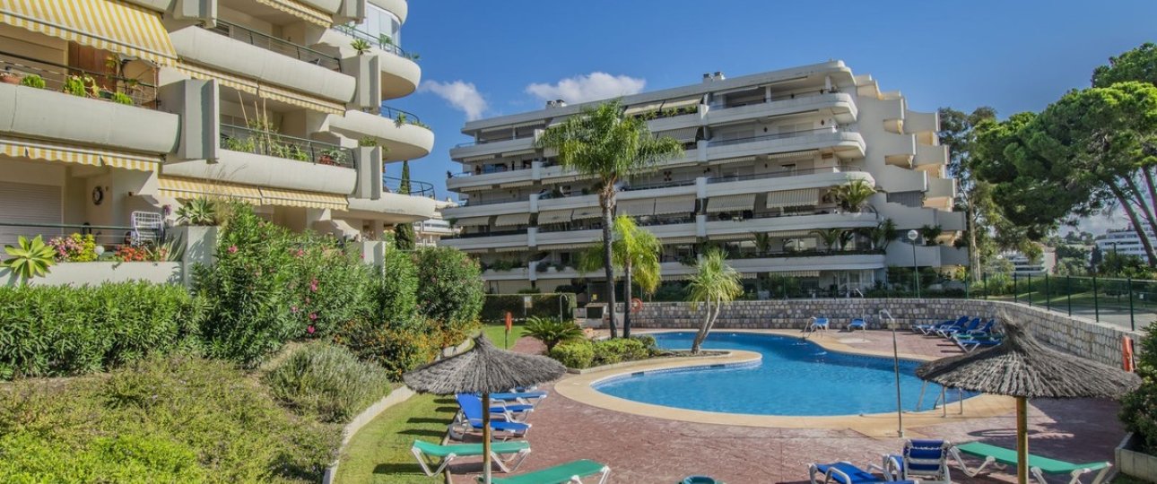 Wiederverkauf - apartment - Marbella - Guadalmina Alta