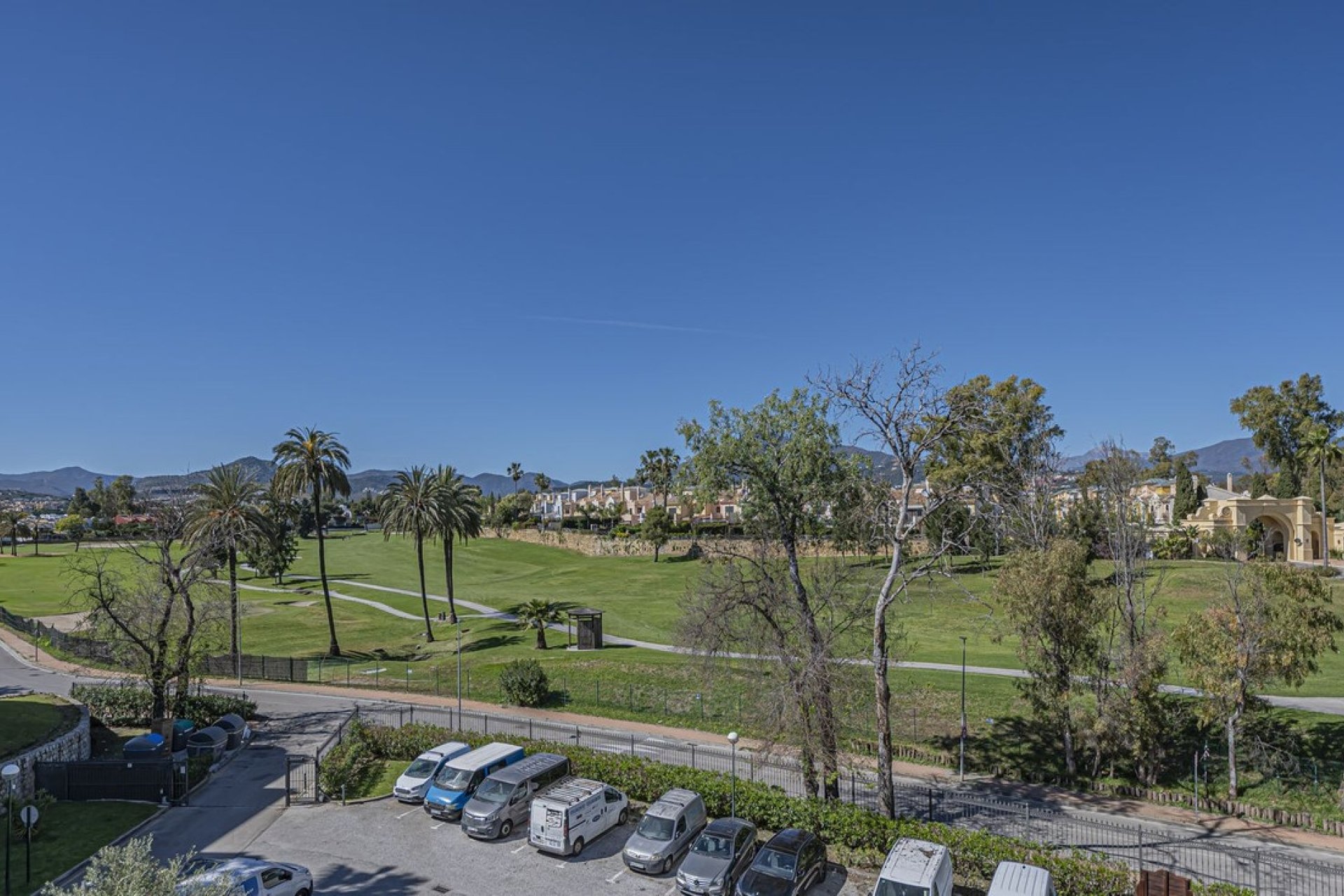 Wiederverkauf - apartment - Marbella - Guadalmina Alta