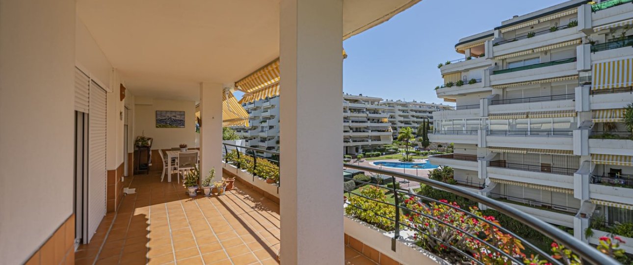Wiederverkauf - apartment - Marbella - Guadalmina Alta