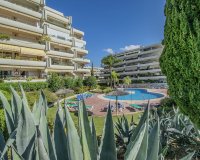 Wiederverkauf - apartment - Marbella - Guadalmina Alta