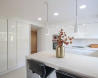 Wiederverkauf - apartment - Marbella - Guadalmina Alta