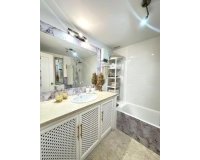 Wiederverkauf - apartment - Marbella - Guadalmina Alta