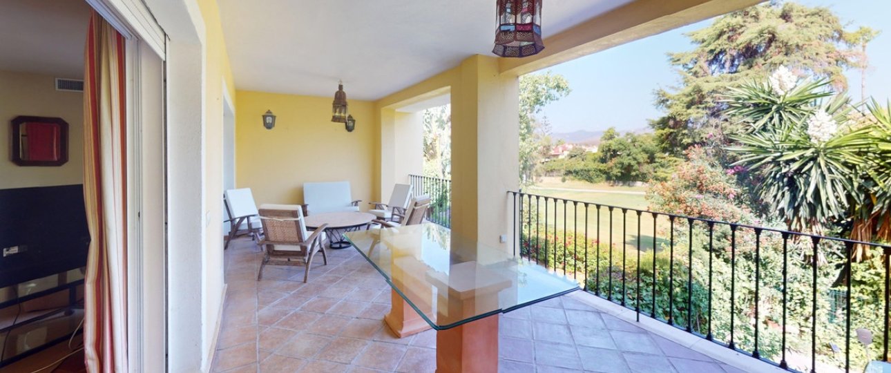 Wiederverkauf - apartment - Marbella - Guadalmina Alta