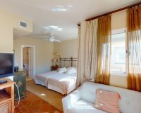Wiederverkauf - apartment - Marbella - Guadalmina Alta