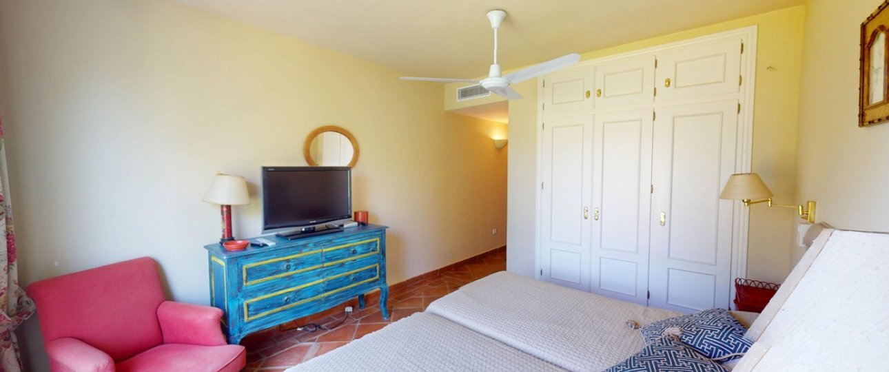 Wiederverkauf - apartment - Marbella - Guadalmina Alta