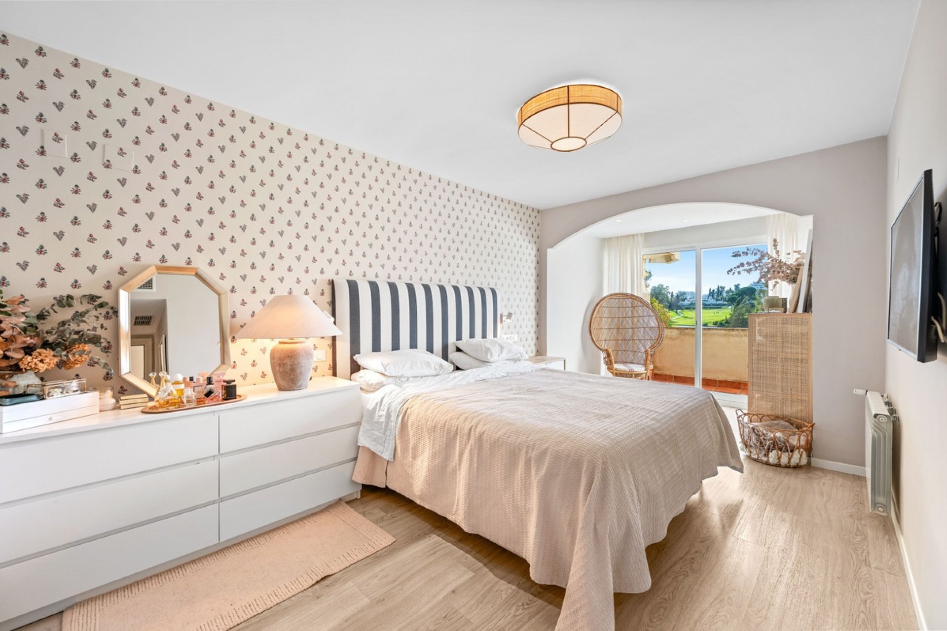 Wiederverkauf - apartment - Marbella - Guadalmina Alta