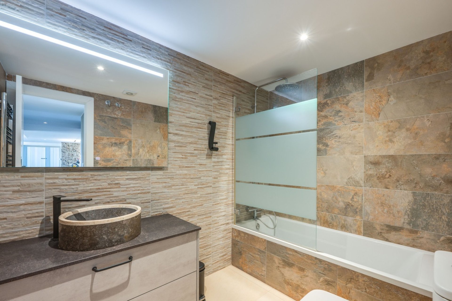 Wiederverkauf - apartment - Marbella - Guadalmina Alta