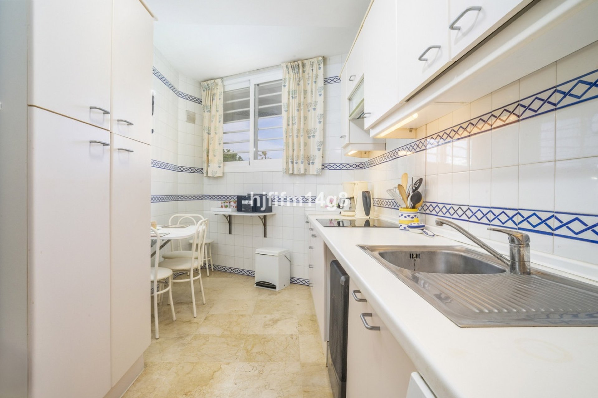 Wiederverkauf - apartment - Marbella - Guadalmina Alta