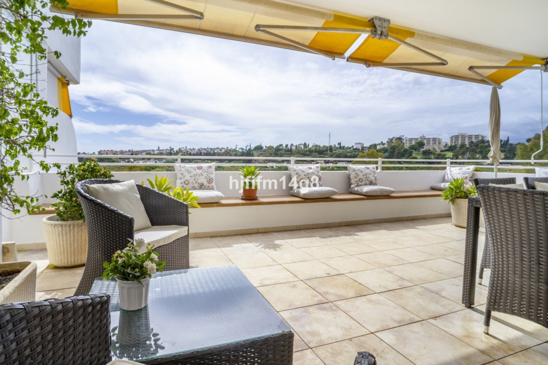 Wiederverkauf - apartment - Marbella - Guadalmina Alta