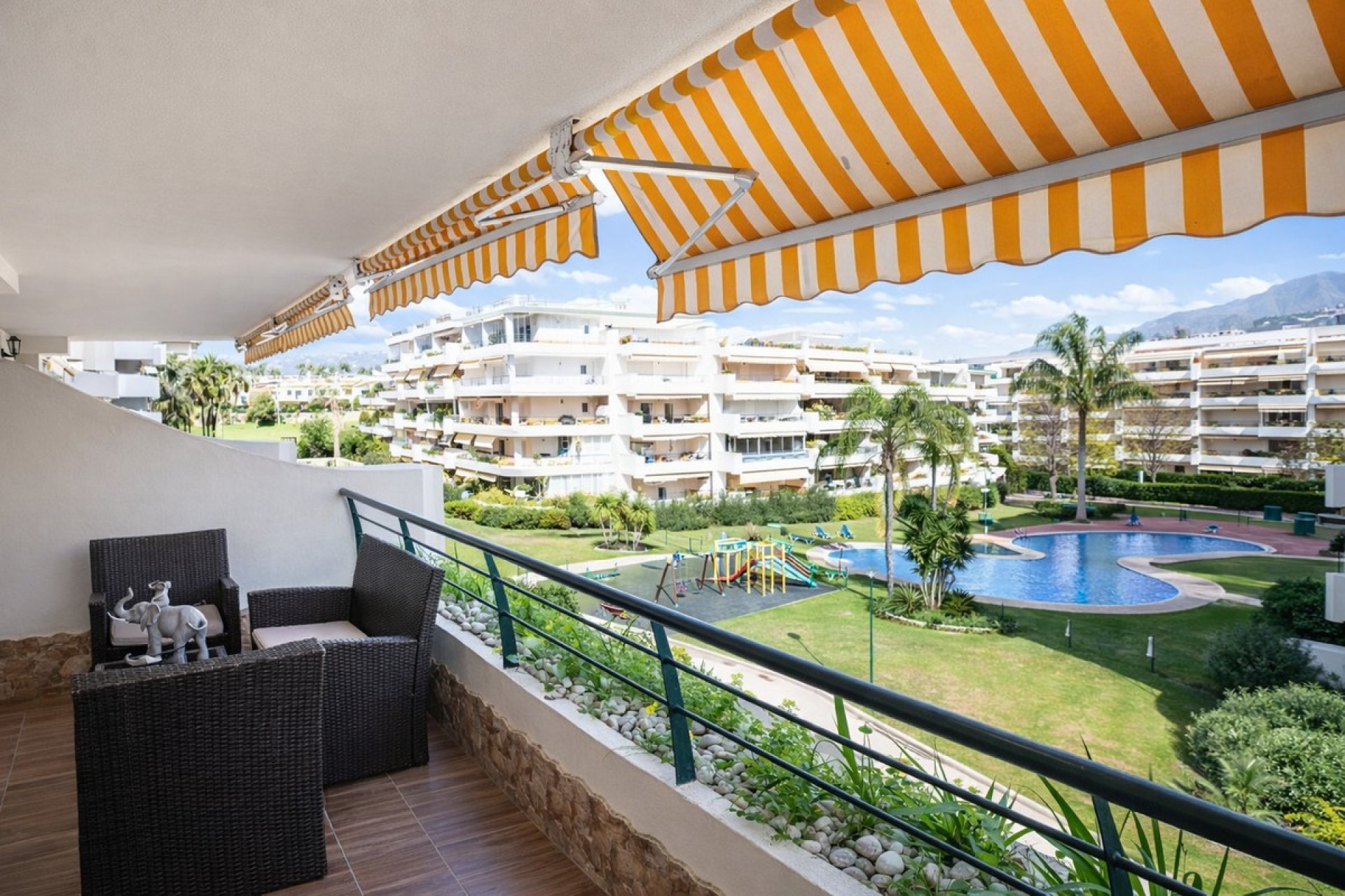 Wiederverkauf - apartment - Marbella - Guadalmina Alta