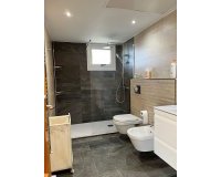 Wiederverkauf - apartment - Marbella - Guadalmina Alta