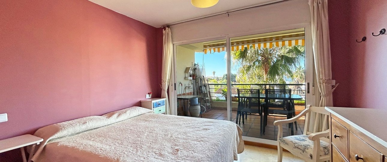 Wiederverkauf - apartment - Marbella - Guadalmina Alta