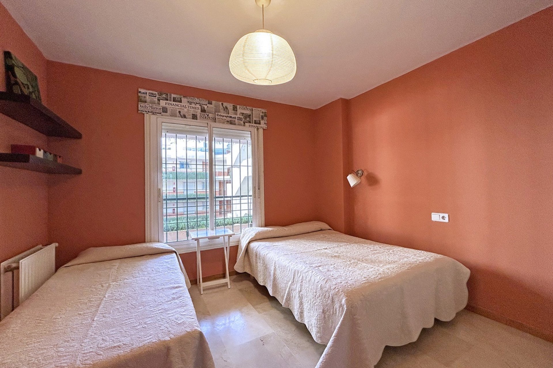 Wiederverkauf - apartment - Marbella - Guadalmina Alta
